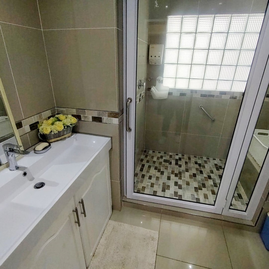 3 Bedroom Property for Sale in Beacon Bay Eastern Cape